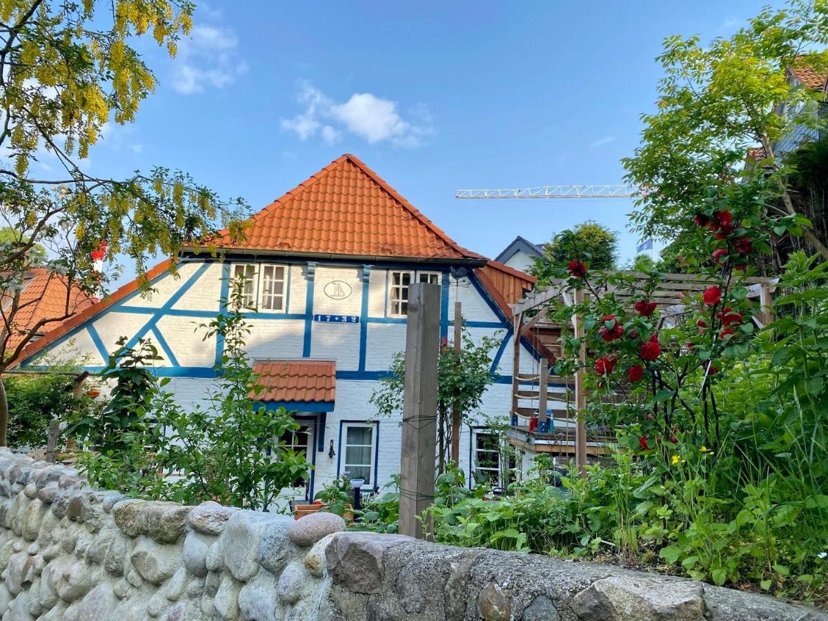 Fischerhaus Blankenese Гамбург Екстер'єр фото